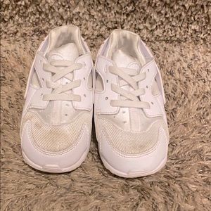 Size 8c toddler huaraches